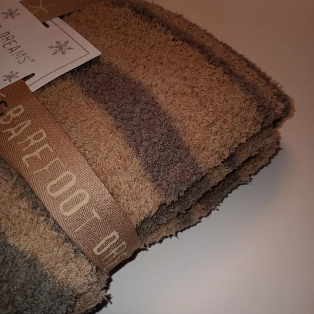 BAREFOOT DREAMS CozyChic Variegated Striped Blanket Throw - Tan/Warm Gray - Picture 7 of 10